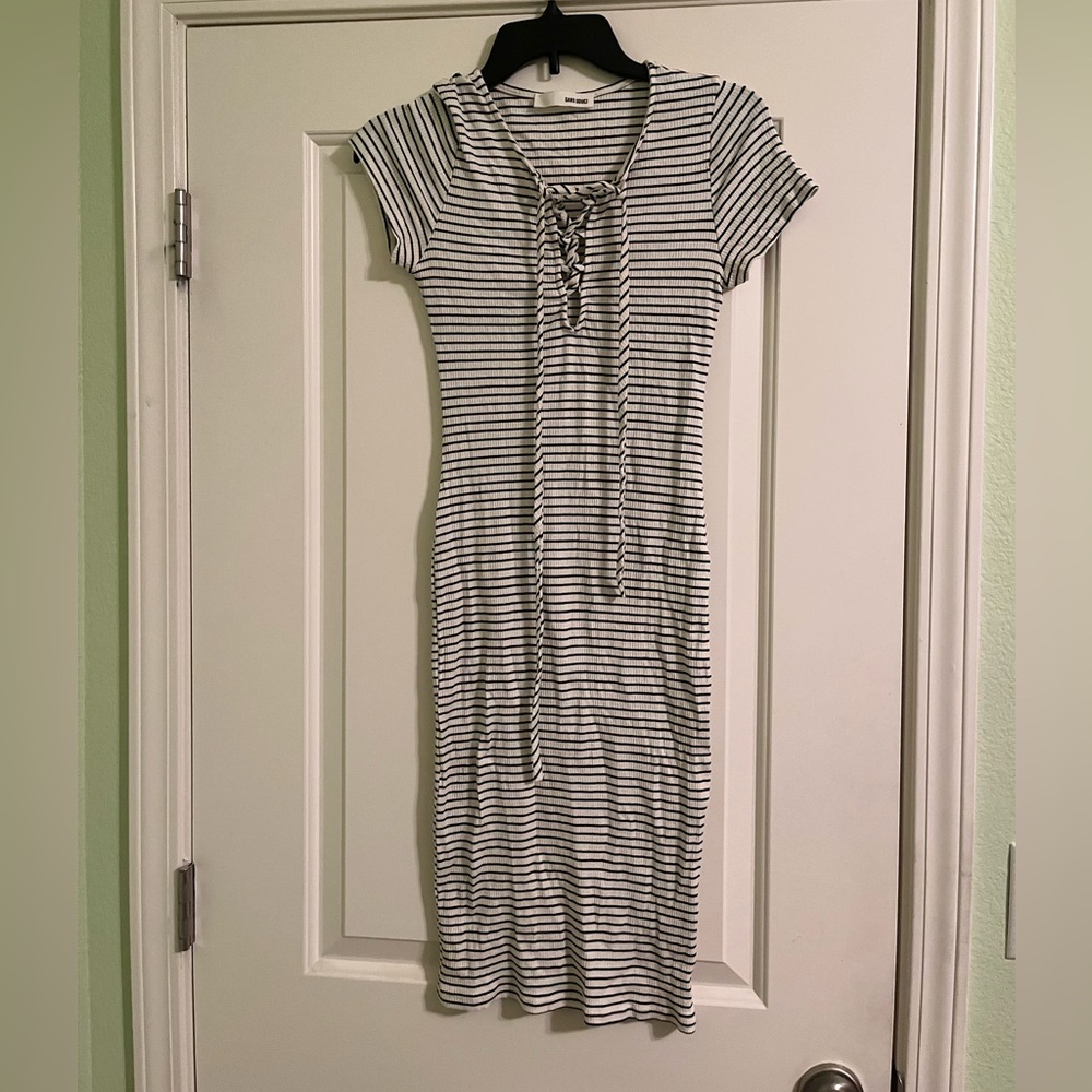 Sans souci body con dress